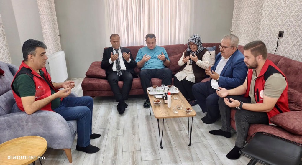 Kutsal Topraklardan Dönen Aziz Şehidimizin Kıymetli Eşine Vefa Ziyareti❤️
