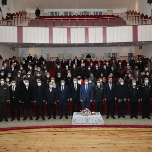Şehit Aileleri ve Gazilere Devlet Övünç ve Milli Mücadele Madalyası Takdim Edildi - fotoğraf 10