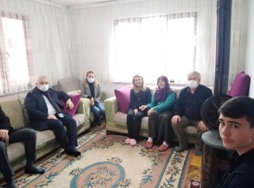 İl Müdürümüz Fethi ELMAS, Şebinkarahisar İlçesinde Şehit Ailesini Ziyaret Etti