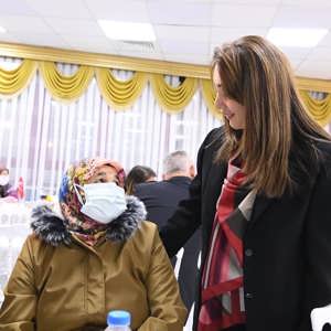 Valimiz Sayın Erol Karaömeroğlu, Şehitlerimiz Onuruna Düzenlenen Yemeğe Katıldı - fotoğraf 9