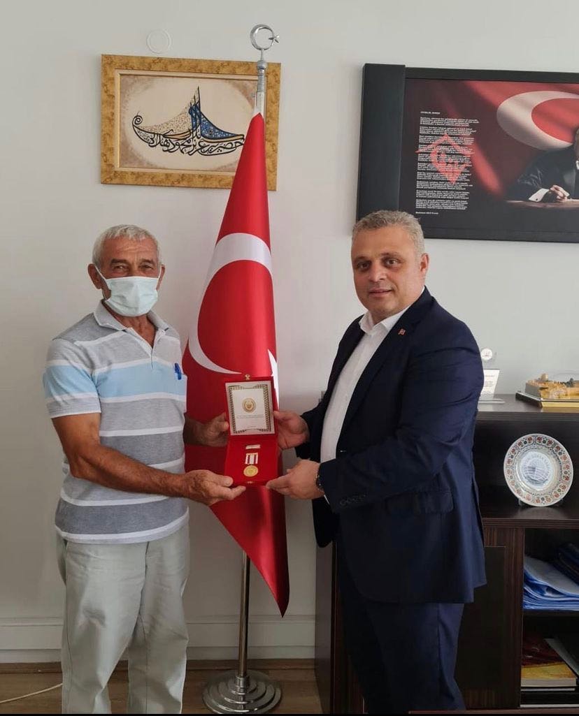 Kıbrıs Gazimize, Milli Mücadele Madalyası ve Beratı Tevcih Edildi