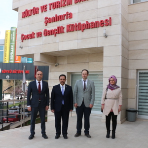 Müdürlüğümüz ile Kültür ve Turizm İl Müdürlüğü Arasında Hizmet Modellerimizden Faydalanan Kadınların Kitaplara Kolay Erişimine Yönelik Olarak Protokol İmzaladık. - fotoğraf 2