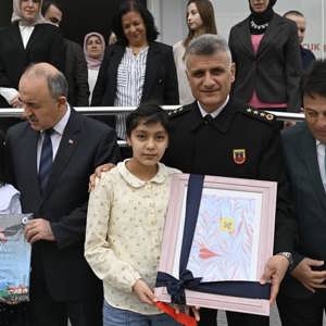 Valimiz Sayın Muammer EROL’un Katılımıyla Çocuk Evleri Koordinasyon Merkezi’nde Kütüphane Açılışı Yapıldı - fotoğraf 9