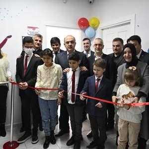 Valimiz Sayın Muammer EROL’un Katılımıyla Çocuk Evleri Koordinasyon Merkezi’nde Kütüphane Açılışı Yapıldı - fotoğraf 3