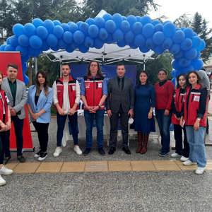2 Nisan Dünya Otizm Farkındalık Günü Etkinlikleri Dolayısıyla Stand Kuruldu - fotoğraf 6