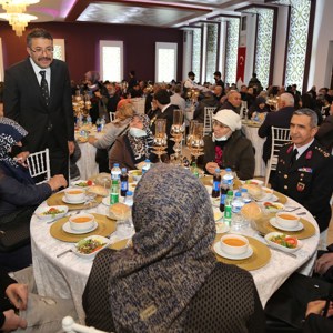 Gazilerimiz ve Aileleri Onuruna İftar Programı Düzenlendi - fotoğraf 6