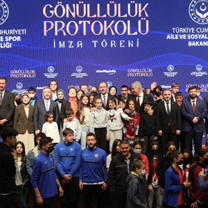 Bakanımız Derya Yanık ile Bakan Kasapoğlu Gönüllülük Alanında İş Birliği Protokolünü İmzaladı - fotoğraf 4