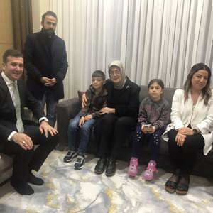 Ak Parti Yalova Milletvekili Meliha AKYOL, Anadolu Kalkınma Vakfı Çocuk Evleri Sitesini Ziyaret Etti - fotoğraf 1