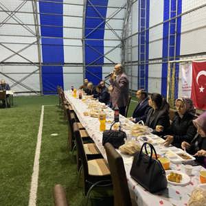 Çocuk Evleri Sitesi Müdürlüğünde İftar Programı - fotoğraf 1