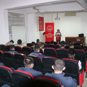 “Şiddet ile Mücadele Kapsamında” Eğitimler Devam Ediyor - fotoğraf 1