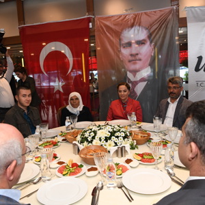 Vali Funda Kocabıyık "Türk Milleti 15 Temmuz gecesi ne kadar yüce bir millet olduğunu tüm dünyaya ispatladı" - fotoğraf 6