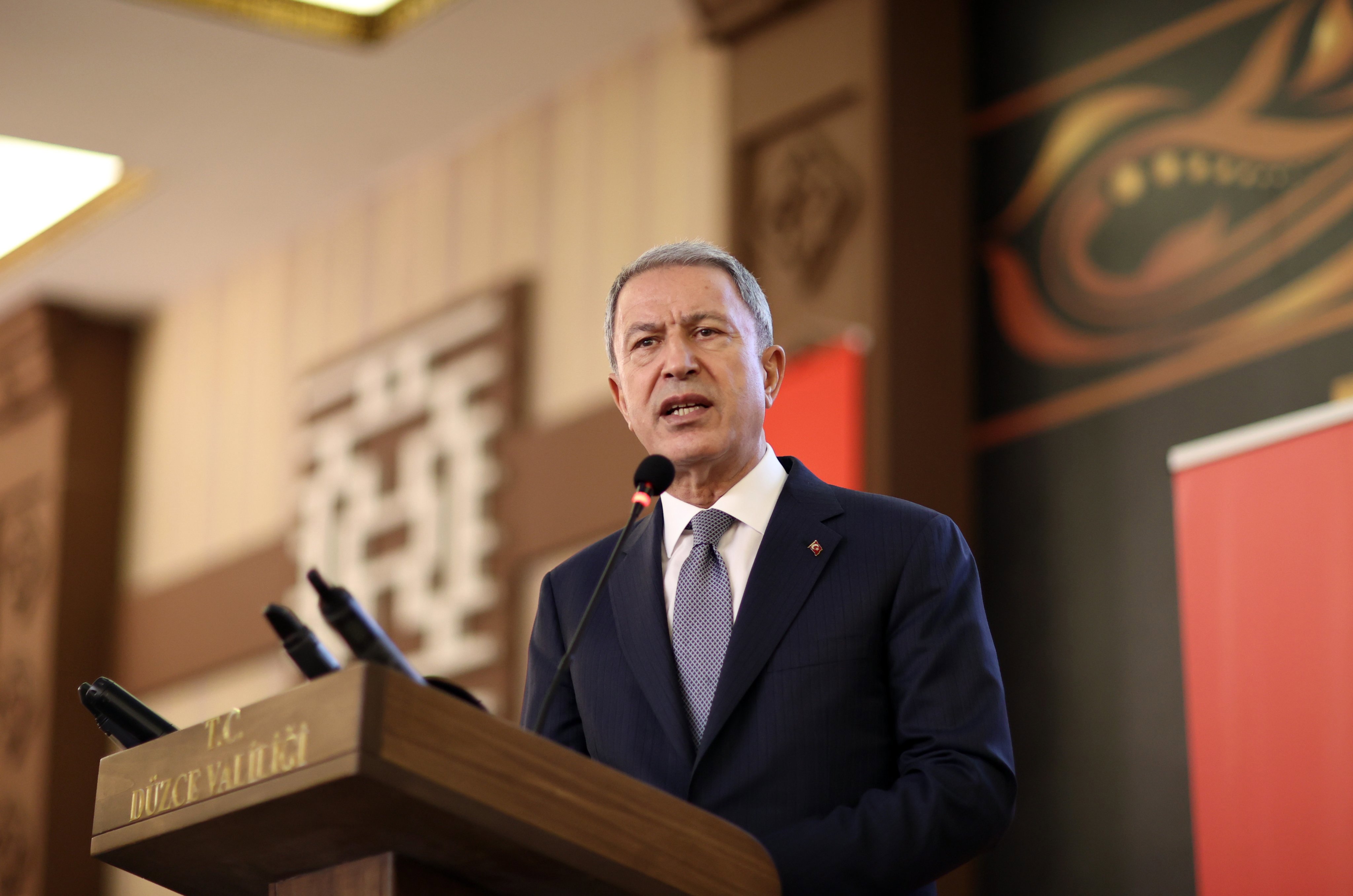 Millî Savunma Bakanı Hulusi Akar, Şehit Aileleri ve Gazilerle İftarda Bir Araya Geldi - fotoğraf 3