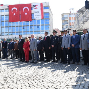 Vali Funda Kocabıyık "15 Temmuz, Türk Milletinin tek yürek, tek bilek olarak kazandığı demokrasi zaferidir" - fotoğraf 3
