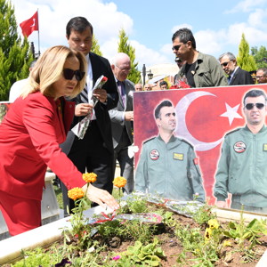 Vali Funda Kocabıyık "15 Temmuz, Türk Milletinin tek yürek, tek bilek olarak kazandığı demokrasi zaferidir" - fotoğraf 13