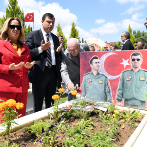 Vali Funda Kocabıyık "15 Temmuz, Türk Milletinin tek yürek, tek bilek olarak kazandığı demokrasi zaferidir" - fotoğraf 14