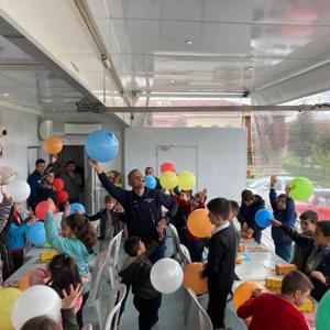 Kütahya Valiliği Motivasyon ve Eğitim Tırı İl Midürlüğümüze Bağlı Hizmet Vermekte Olan Çocuk Evleri Sitesi Müdürlüğü’ne Geldi - fotoğraf 3