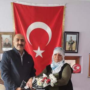 “Cennet annelerin ayakları altındadır” Onlar; Bir gün değil, hayatları boyunca umudun, şefkatin, merhametin, gücün ve kararlılığın adı oldular. - fotoğraf 1