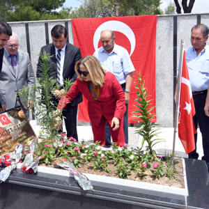 Vali Funda Kocabıyık "15 Temmuz, Türk Milletinin tek yürek, tek bilek olarak kazandığı demokrasi zaferidir" - fotoğraf 24