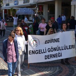 Engelliler Haftası Kapsamında Yayalar ile Kortej Yürüyüşü,  Araçlar ile Konvoy Düzenlendi - fotoğraf 13