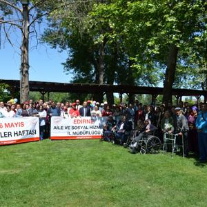 Engelliler Haftası Kapsamında Çeşitli Etkinlikler Düzenlendi - fotoğraf 1