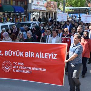 BİZ BÜYÜK BİR AİLEYİZ - fotoğraf 7