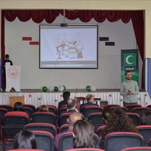 Edirne İl Çocuk Hakları Komitesi tarafından  “Dijital Okur Yazarlılık, Güvenli İnternet ve Teknoloji Bağımlılığı”  Konusunda Eğitim Düzenlendi - fotoğraf 2