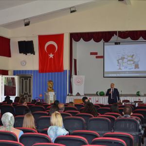 Edirne İl Çocuk Hakları Komitesi tarafından  “Dijital Okur Yazarlılık, Güvenli İnternet ve Teknoloji Bağımlılığı”  Konusunda Eğitim Düzenlendi - fotoğraf 3