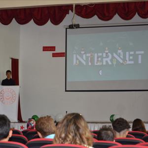 Edirne İl Çocuk Hakları Komitesi tarafından  “Dijital Okur Yazarlılık, Güvenli İnternet ve Teknoloji Bağımlılığı”  Konusunda Eğitim Düzenlendi - fotoğraf 6