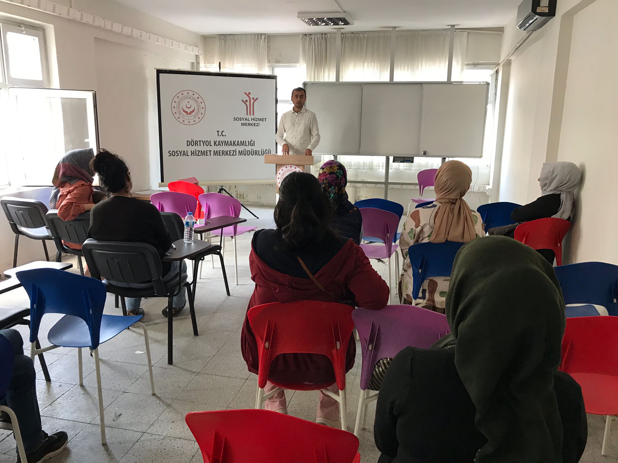 Dörtyol Sosyal Hizmet Merkezi tarafından “Babalık Eğitimi” konulu seminer verildi.