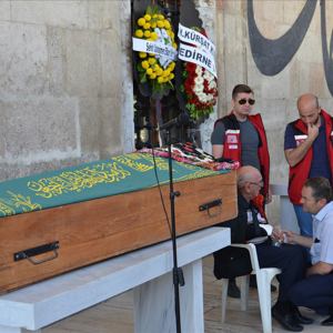 Şehidimiz Efkan YILDIRIM’ın Annesi Fatma YILDIRIM’ı Ebediyete Uğurladık - fotoğraf 2