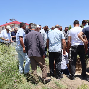 İL MÜDÜRÜMÜZ ŞEHİT BABASININ CENAZESİNE KATILDI - fotoğraf 3