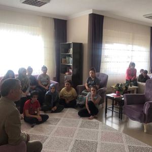 İl Müdürümüz Mahmut ÖZDEMİR Niksar Çocuk Evleri Sitesi Müdürlüğünü Ziyaret Etti - fotoğraf 1
