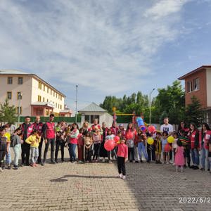 AĞRI KIZILAY VE ÇOCUK EVLERİ SİTESİ BERABER ETKİNLİK DÜZENLEDİ - fotoğraf 1