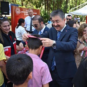 İl Müdürlüğümüz tarafından "Koruyucu Aile Şenliği" düzenlendi - fotoğraf 7