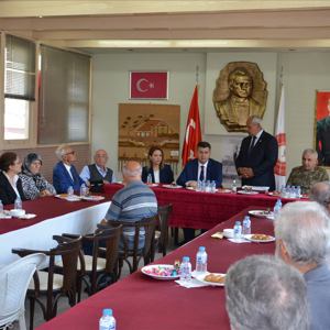 Şehitlerimizin Kıymetli Aileleri ile Bayramlaşma - fotoğraf 2