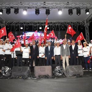 15 Temmuz Bayrağı Yere Düşürmeyenlerin Destanıdır - fotoğraf 29