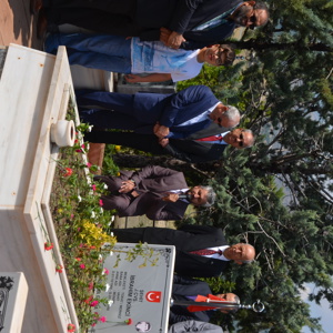 15 Temmuz Milli Birlik Günü Etkinlikleri Kapsamında Şehitlik Ziyaret Edildi - fotoğraf 10