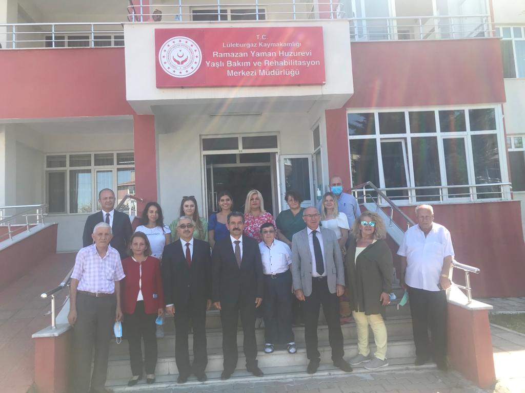 Kırklareli Valimiz Sayın Birol EKİCİ Lüleburgaz Ramazan Yaman Huzurevi Yaşlı Bakım ve Rehabilitasyon Merkezi Müdürlüğümüzü Ziyaret Etti. 