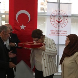Bakanımız Derya Yanık Adana'da Şehit Kara Pilot Yüzbaşı Serhat Sığnak Huzurevi’nin Açılışını Yaptı - fotoğraf 3