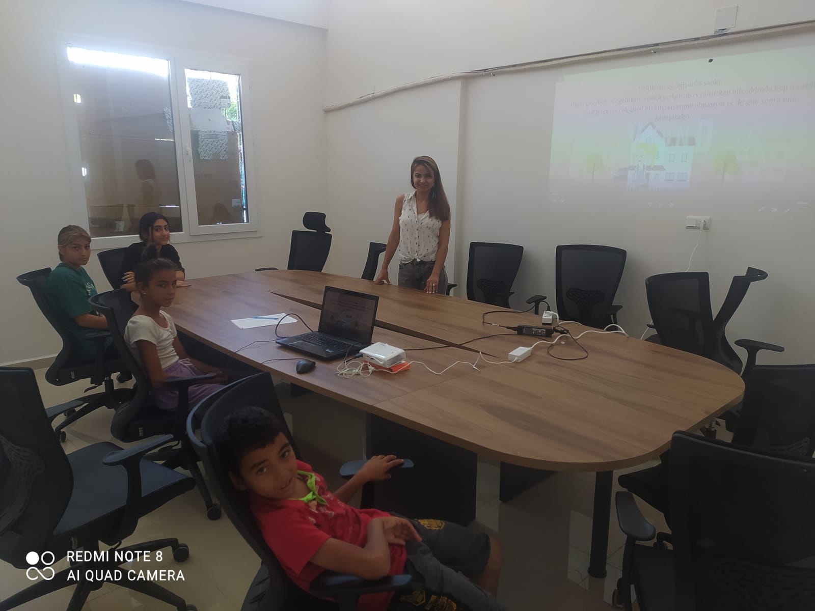 Defne Sosyal Hizmet Merkezi tarafından ‘’Hayatın İlk Çeyreği-Çocuklarda Mahremiyet Bilinci‘’ konulu seminer verildi.