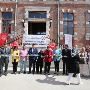 Bakanımız Derya Yanık, Edirne’de Yaşlı Bakım Ve Rehabilitasyon Merkezi, SODAM İle Sosyal Yaşam Merkezi Açılışlarını Gerçekleştirdi - fotoğraf 8