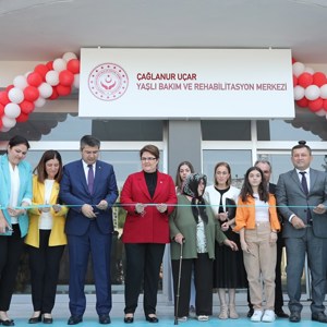 Bakanımız Derya Yanık, Edirne’de Yaşlı Bakım Ve Rehabilitasyon Merkezi, SODAM İle Sosyal Yaşam Merkezi Açılışlarını Gerçekleştirdi - fotoğraf 11