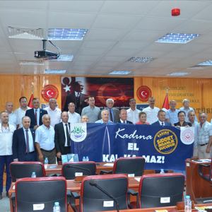 Kadına El Kalkamaz Mottosu ile Farkındalık Semineri Düzenlendi - fotoğraf 1