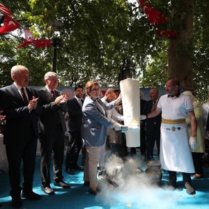 Bakanımız Derya Yanık, Andırın’da "Ailemizin Çınarları Festivali"ne Katıldı - fotoğraf 4