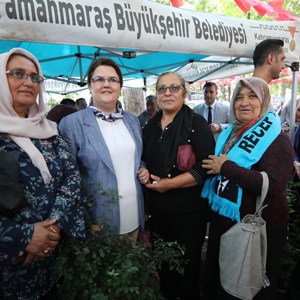 Bakanımız Derya Yanık, Andırın’da "Ailemizin Çınarları Festivali"ne Katıldı - fotoğraf 8