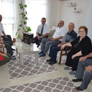 Gazilerimiz Evlerinde Ziyaret Ediliyor - fotoğraf 1
