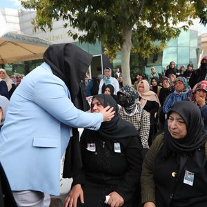 Bakanımız Derya Yanık Malatya'da Piyade Üsteğmen Serkan Erkuş’un Cenaze Törenine Katıldı - fotoğraf 2