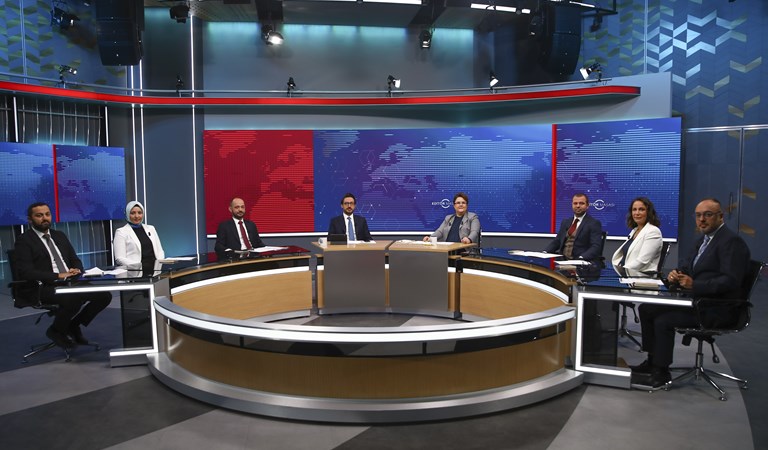 Bakanımız Derya Yanık Anadolu Ajansı Editör Masası'na konuk oldu