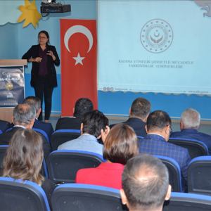 Süloğlu İlçesinde Vatandaşlara ve Öğretmenlere Yönelik Eğitim Düzenlendi - fotoğraf 5
