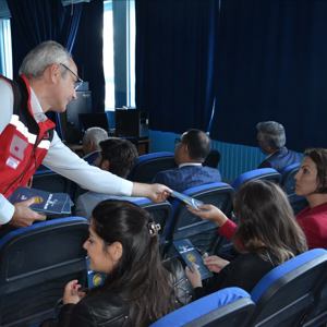 Süloğlu İlçesinde Vatandaşlara ve Öğretmenlere Yönelik Eğitim Düzenlendi - fotoğraf 6